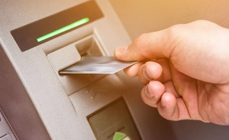 ATM-Service-charge-for-the-card-Consumer-Commission-to-pay-compensation-to-postal-department